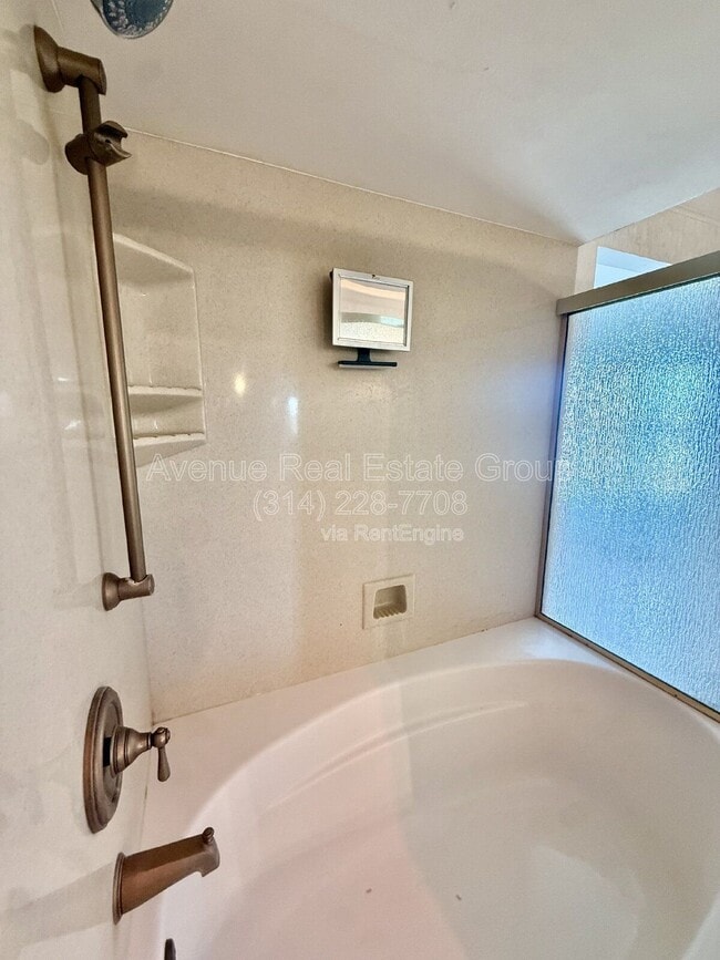 Building Photo - 974 Claytonbrook Dr