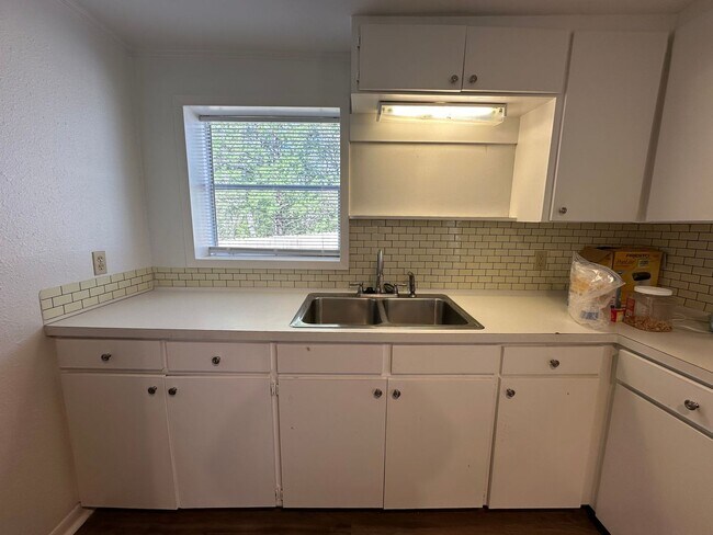 Building Photo - 11682 State Hwy 64