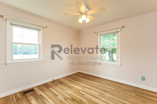 Building Photo - 3110 Courtland Rd