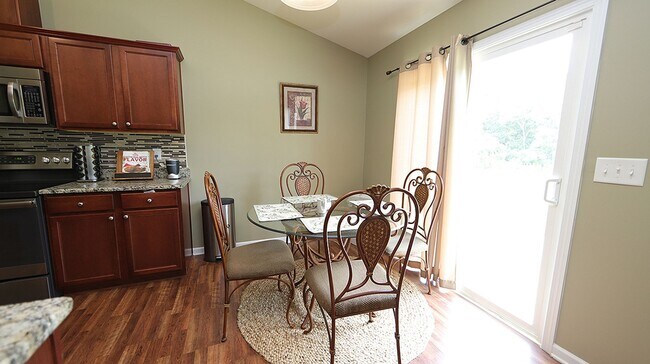 Building Photo - Immaculate Home in Collington Farms