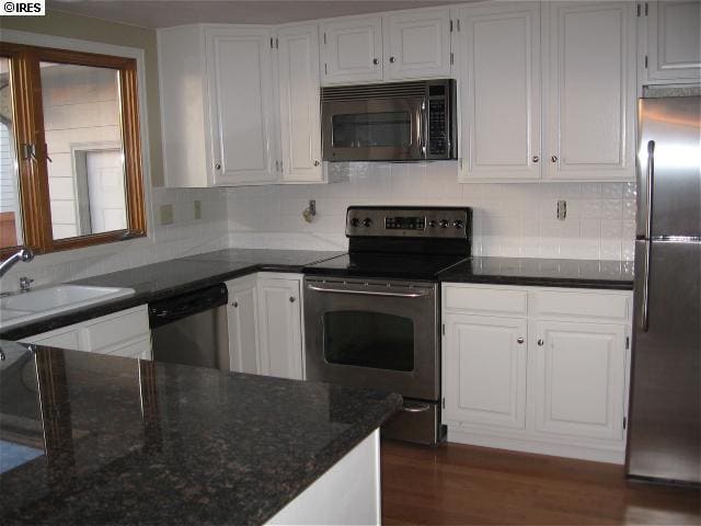 Building Photo - 1117 Red Oak Ct