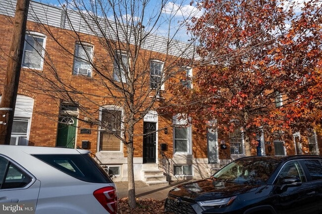 Building Photo - 328 S Macon St.