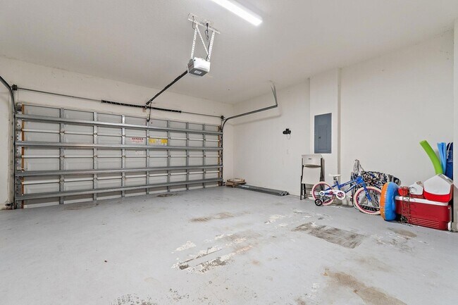 Building Photo - 153 Evergrene Pkwy