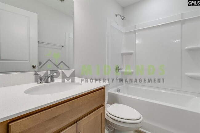 Building Photo - 3068 Harborview Dr