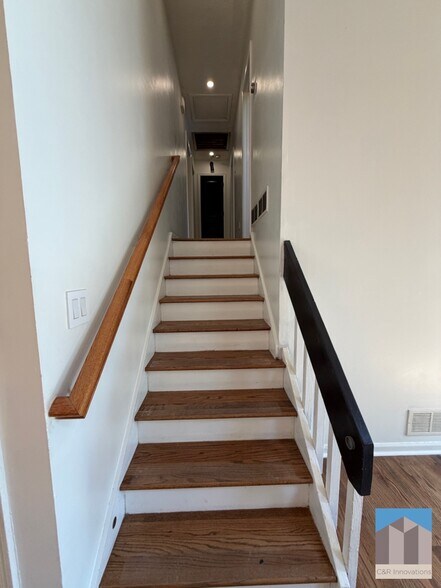 Building Photo - 1278 Laurel Summit Dr SE