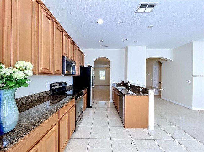 Building Photo - 10144 Arbor Run Dr