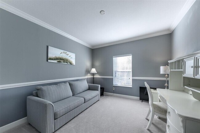 Building Photo - 2 Emden Cir