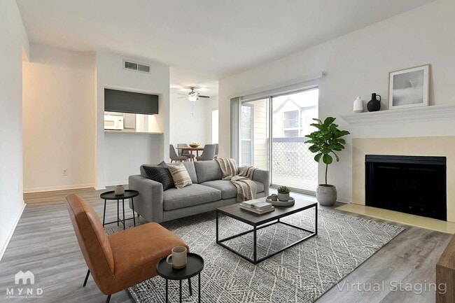 Building Photo - 6500 Harbor Town Dr
