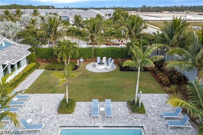 Building Photo - 2555 Seychelles Dr