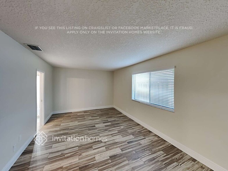 Building Photo - 10257 NW 31st St