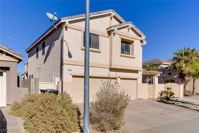 Building Photo - 860 Viento Del Montagna Ave