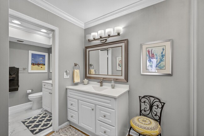 Building Photo - 605 Brackenwood Cove