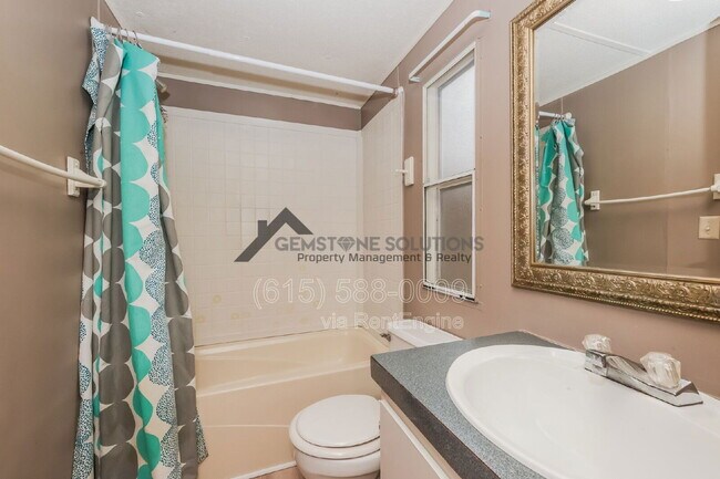 Building Photo - 5576 Hargrove Rd