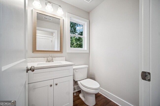 Building Photo - 6405 Crystal Cove Trail