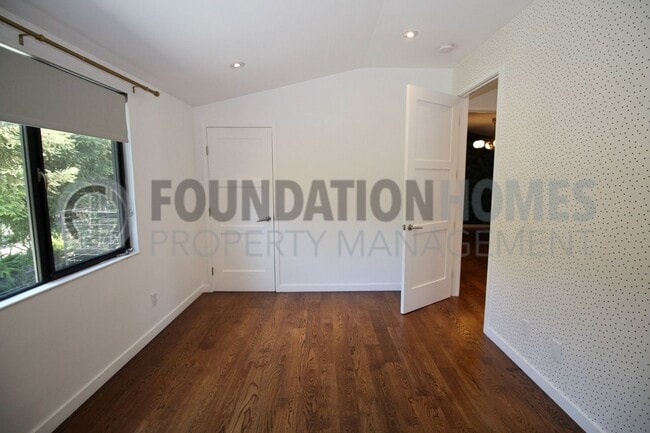 Building Photo - Strawberry Retreat with Bay Views & Resort...