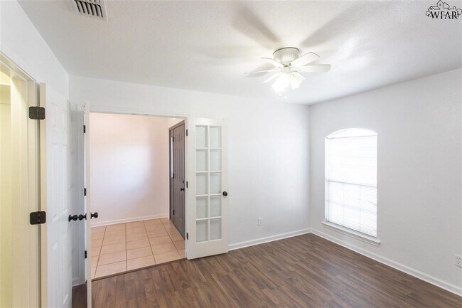 Building Photo - 6051 Laci Ln
