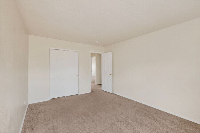 Building Photo - Spacious 5-Bedroom Home in Enchanted Hills – Rio Rancho