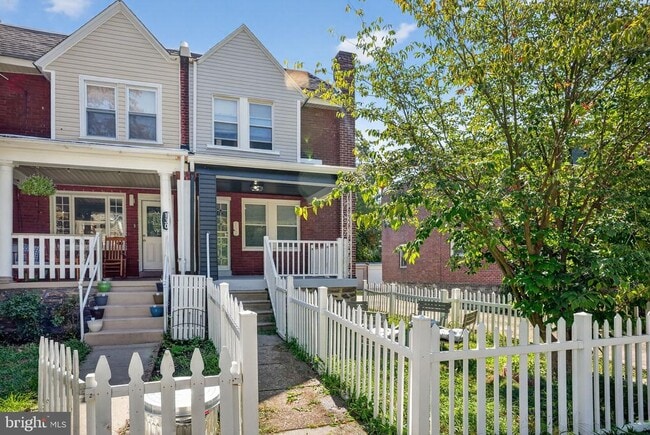 Primary Photo - 132 W Cliveden St