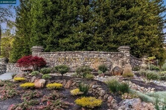 Building Photo - 18 Emmons Canyon Ct