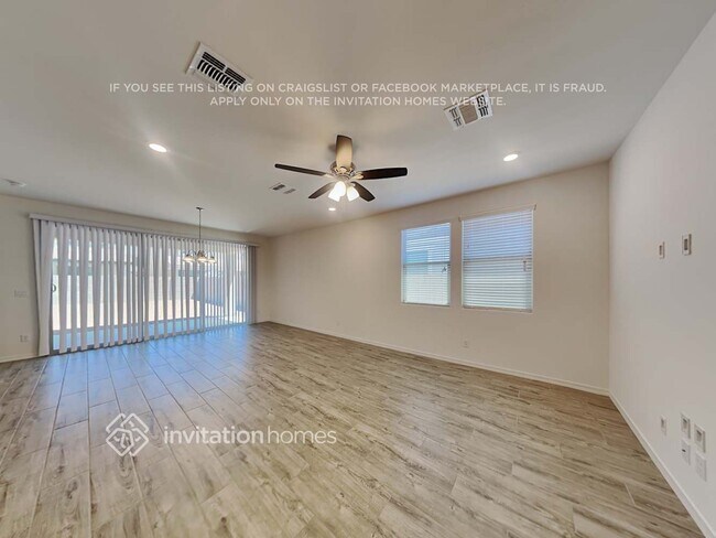 Building Photo - 19648 W Roma Ave