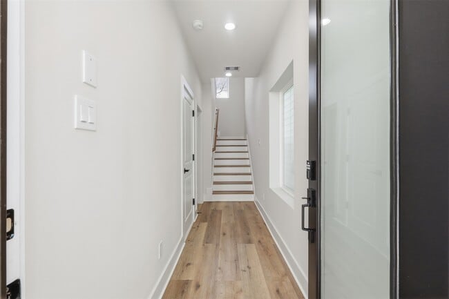 Building Photo - 9405 D Hammerly Blvd