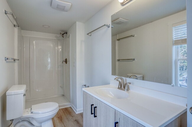 Building Photo - 35617 Airport Rd