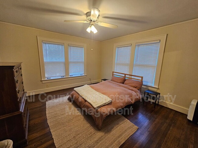 Building Photo - 245 Lindbergh Drive NE