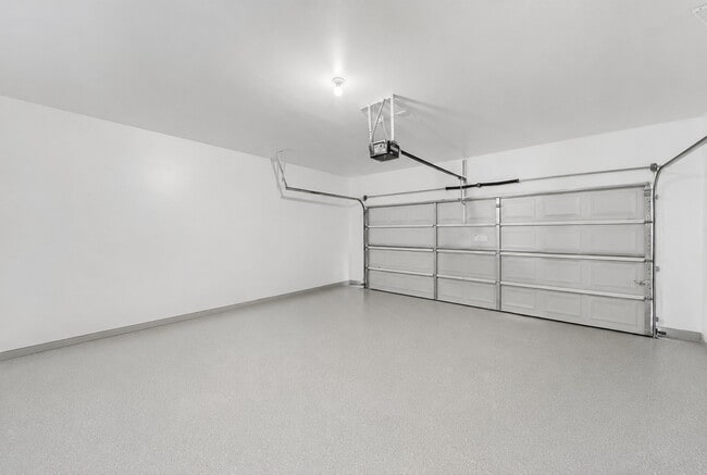 Building Photo - 1111 Auburn View Ln