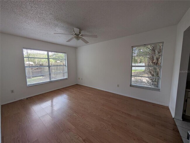 Building Photo - 1130 Dover Ct