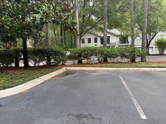 Building Photo - Newly Remodeled Condo at The Preserve at Indigo Run!