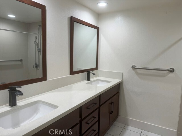 Building Photo - 24451 Quintana Dr