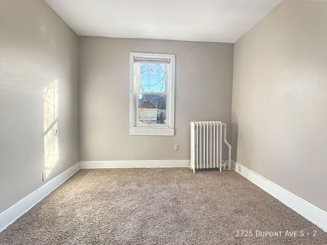 Building Photo - 4br 2ba 1cg ~ Security Deposit Free Altern...