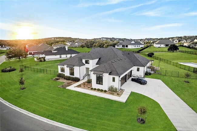 Building Photo - 404 Prairie Clover Dr