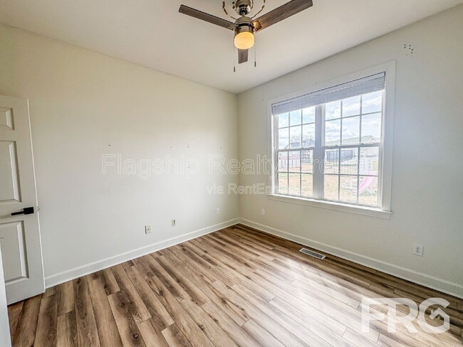 Building Photo - 115 Remount Rd