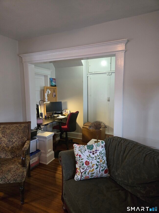 Building Photo - 99 Gilman St