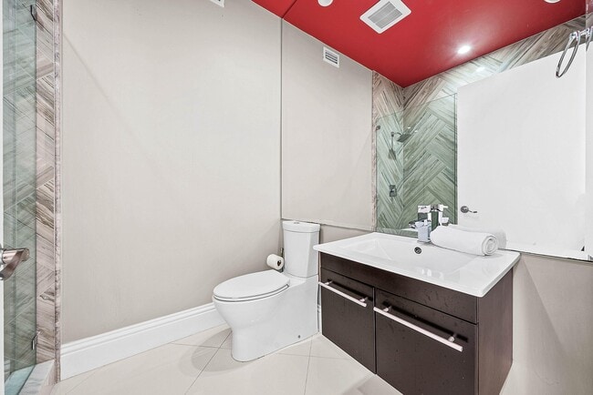 Building Photo - 5312 Steeplechase