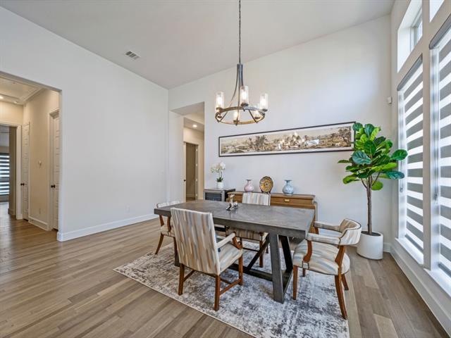 Building Photo - 2450 Kates Pl