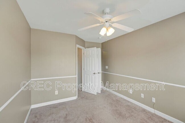 Building Photo - 3050 Argyll Dr