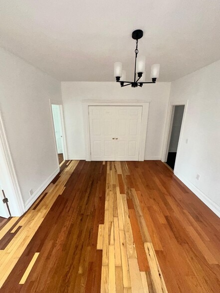 Building Photo - 108 E 95th St