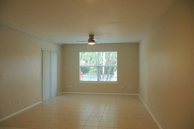 Building Photo - 1780 Palm Cove Blvd