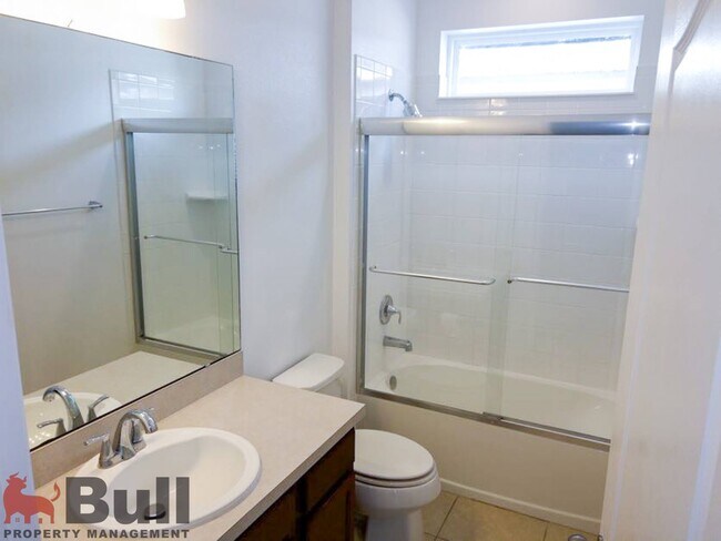 Building Photo - 15037 Black Scoter Dr