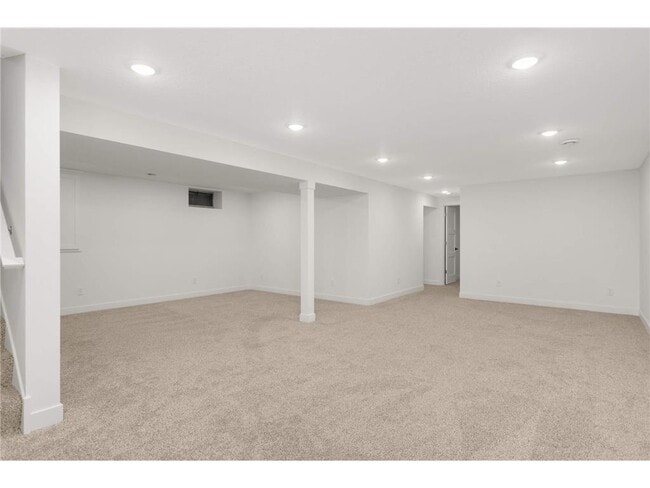 Building Photo - 15240 Kangaroo St NW