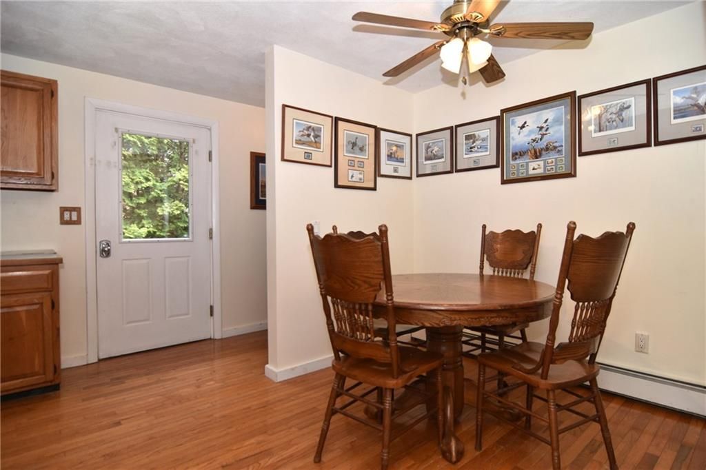 Building Photo - 390 Pendar Rd