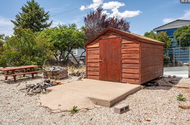 Building Photo - 408 Harmony Dr