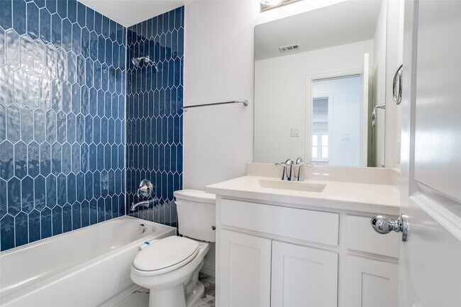 Building Photo - 3503 Foxhall St