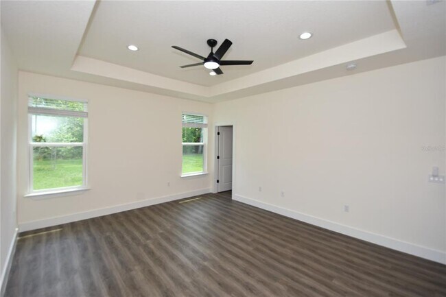 Building Photo - 100 White Hall Dr