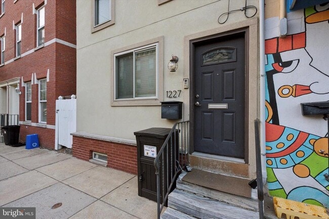 Building Photo - 1227 Fitzwater St