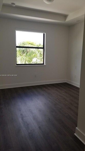 Building Photo - 10538 SW 118th Ave