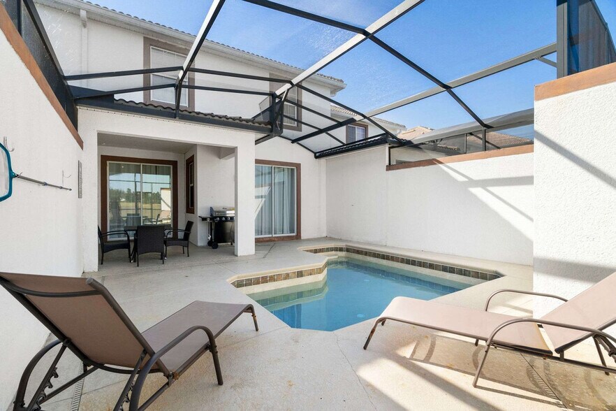 Building Photo - 8977 Stinger Dr