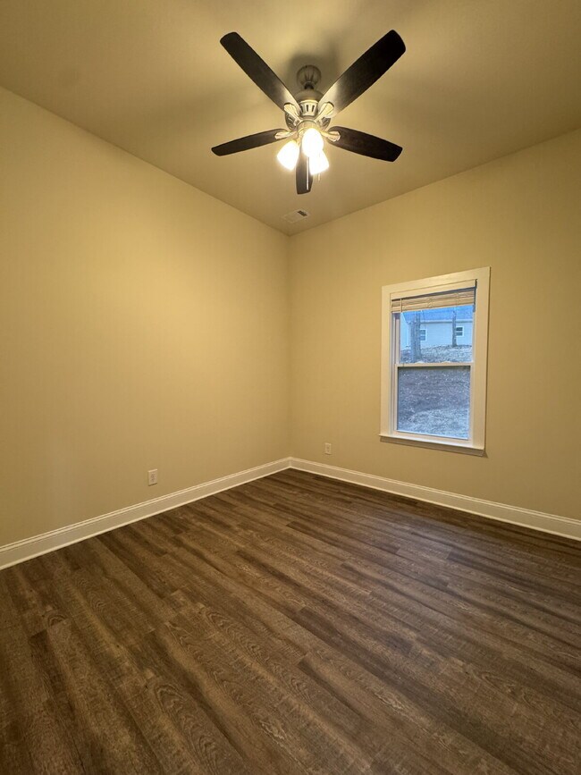 Building Photo - New Construction in North Hall for Rent!